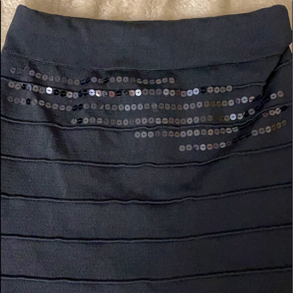 Black sequins skirt